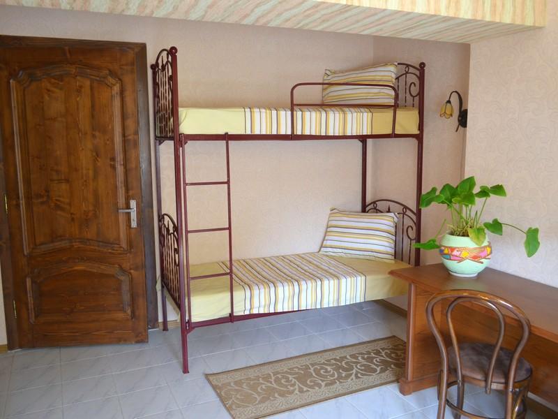 Centre Hostel Мукачево Экстерьер фото