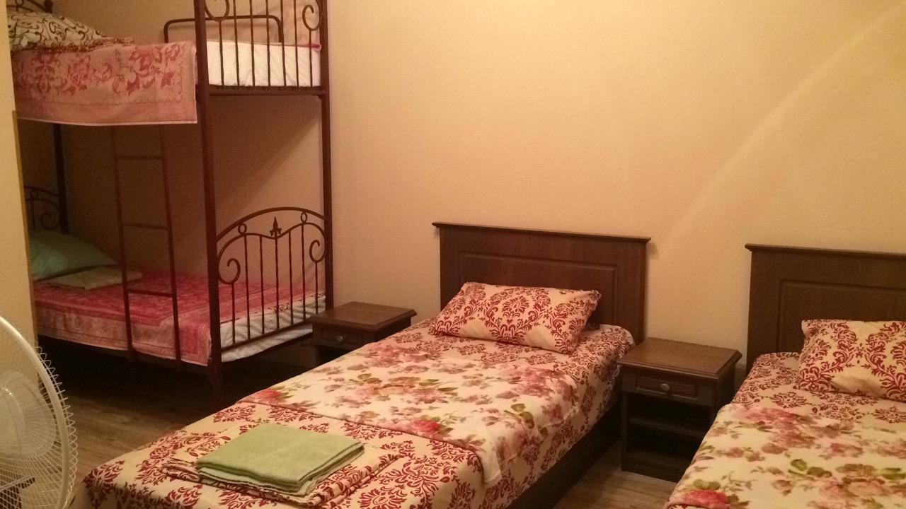 Centre Hostel Мукачево Экстерьер фото